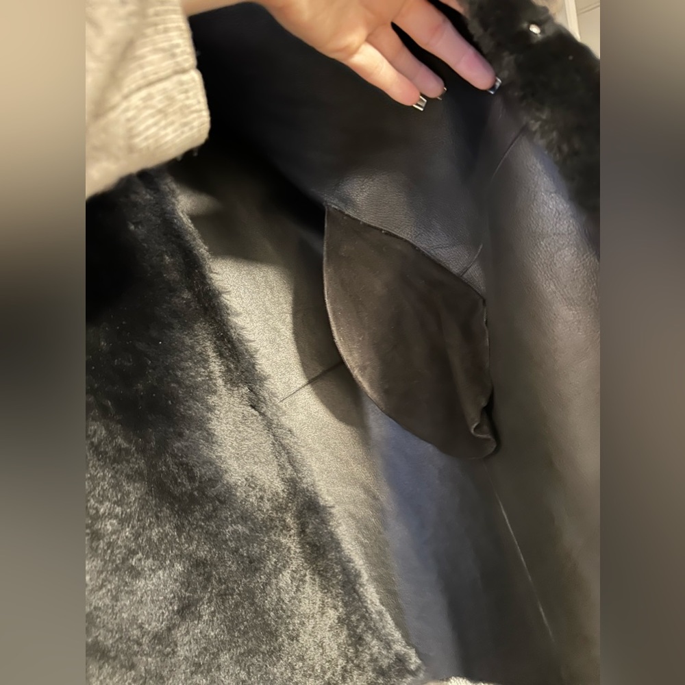Pologeorgis Black Shearling Reversible Coat $2,900+ retail ! - Picture 8 of 12